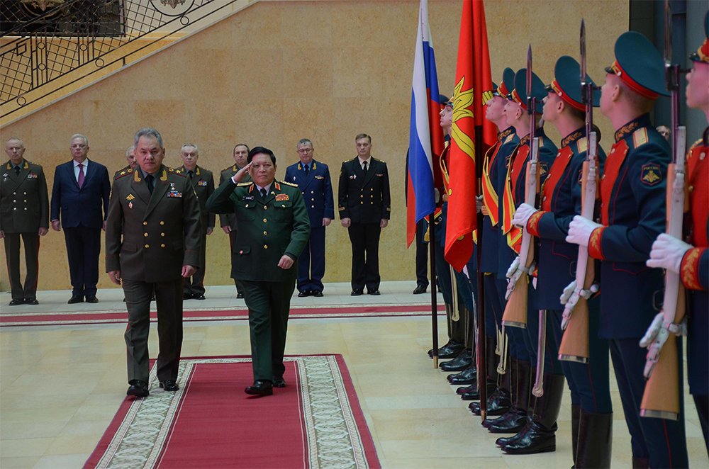 Một số hình ảnh hoạt động của Bộ trưởng Ngô Xuân Lịch trong chuyến thăm chính thức LB Nga

